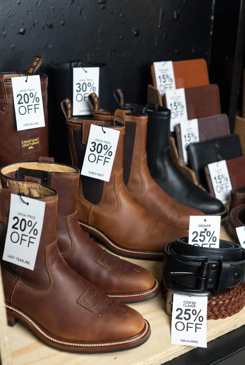 RM Williams sale deals