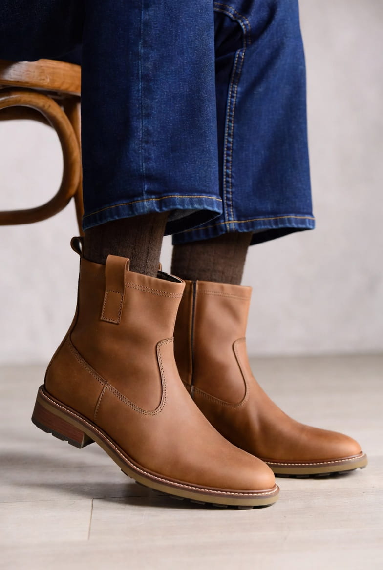 Womens RM Williams boots styled with jeans and casual outfit